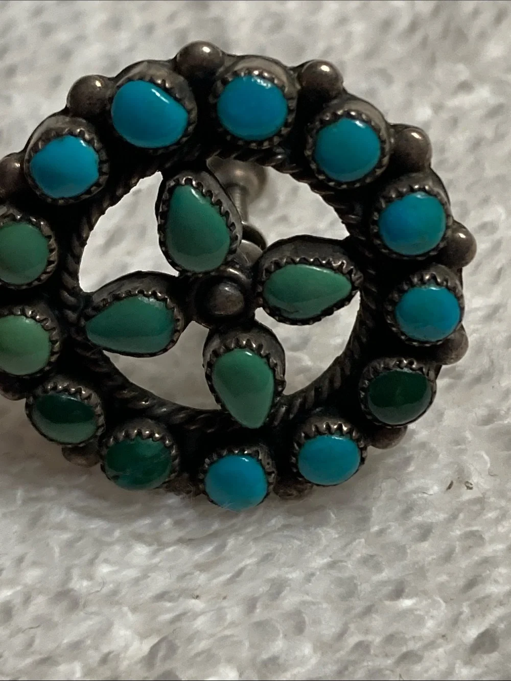 Turquoise and Green Floral Circle Screw-Back Earrings - Brand Unknown - Picture 2 of 5